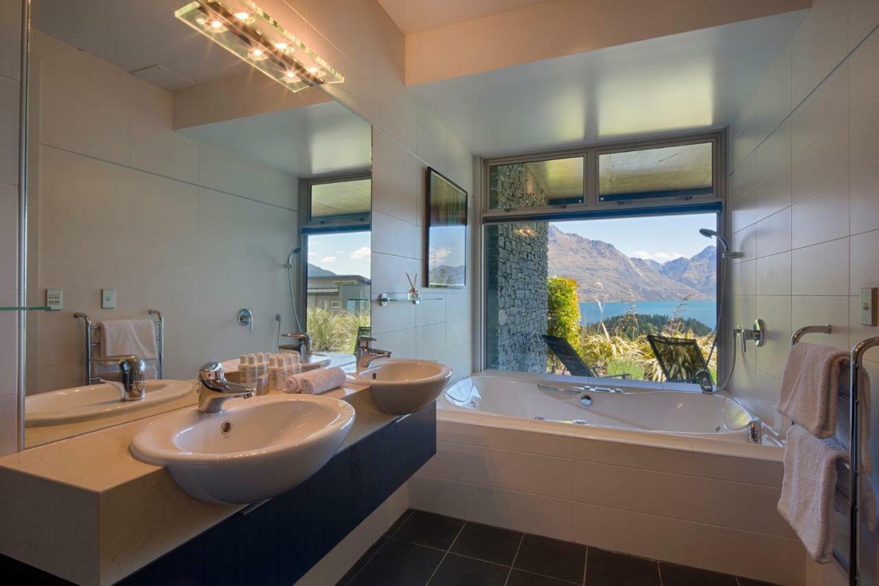 Papillon, A Relax It'S Done Luxury Holiday Home Queenstown Exterior photo